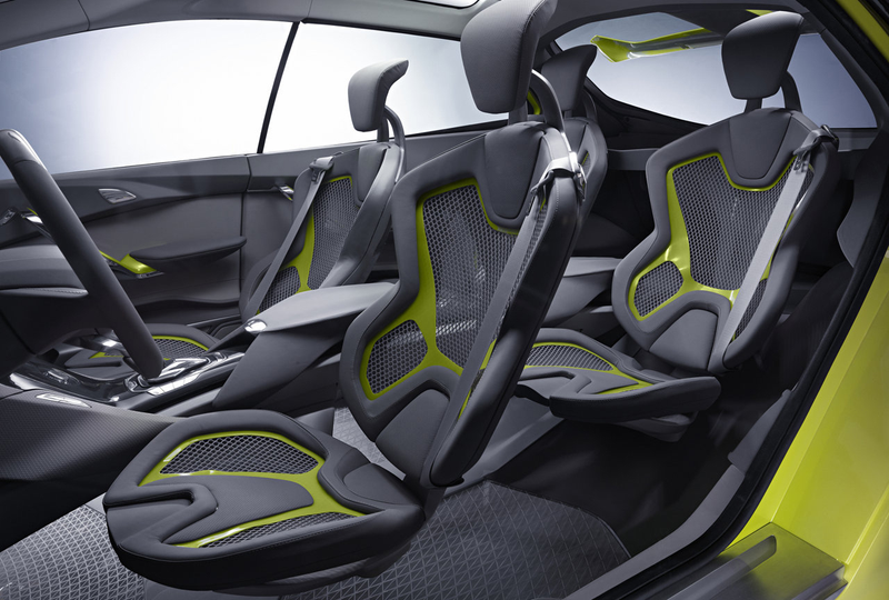 Illustration for article titled Ford Iosis Max Concept: A Kineticly Awesome Way To Carry Your Stuff